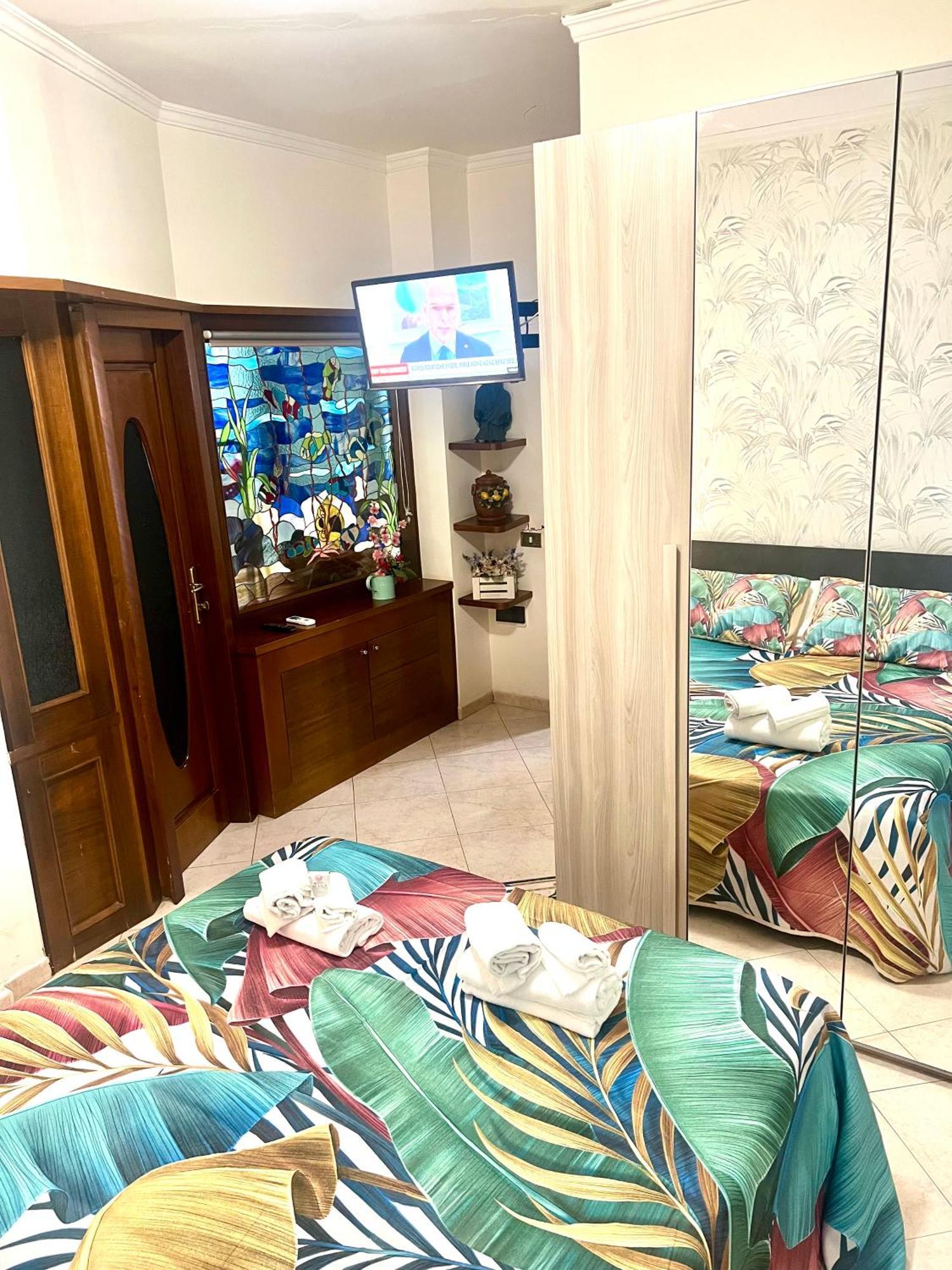 Jordan Free Concierg Service Bed & Breakfast Napoli